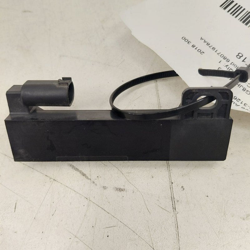 Chrysler 300 Keyless Entry Antenna Module {68071978AA} 2017 2018 2019 