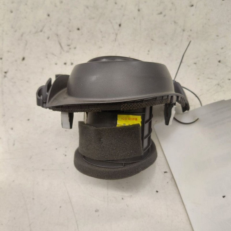 Hyundai Kona Dash Air Vent Right Passenger  2021 2020 2019