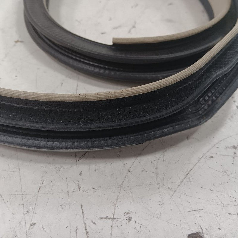 INFINITI QX50 On Body Door Jamb Seal Front Right Passenger  2017 2016 2015 2014