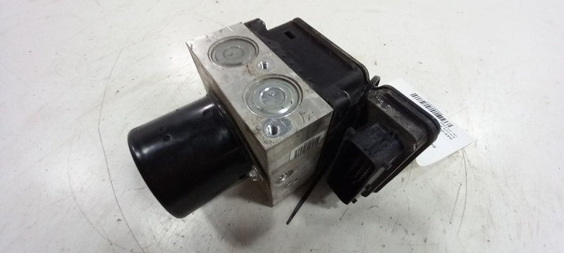 Anti-Lock Brake ABS Pump VIN 1 4th Digit Limited Fits 13-16 Chevy Mali