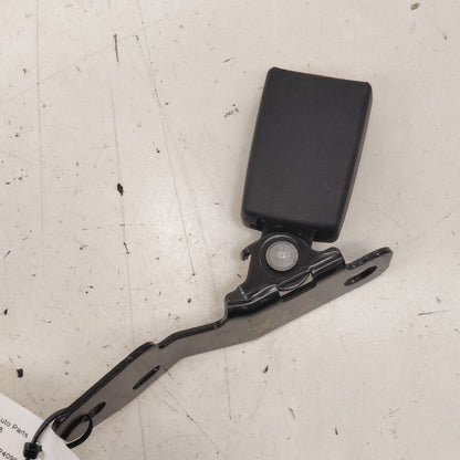 Fiat 500 X Model   Center Rear Back Seat Belt Buckle Latch 2016 2017