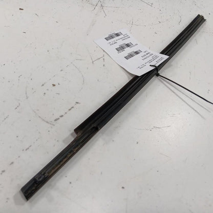 Toyota Prius C Door Window Weather Strip Trim Rear Right Passenger 2017 2016