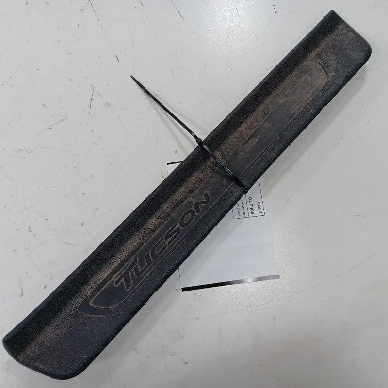 Hyundai Tucson Sill Trim Plate Door Jam Threshold Right Passenger Fron