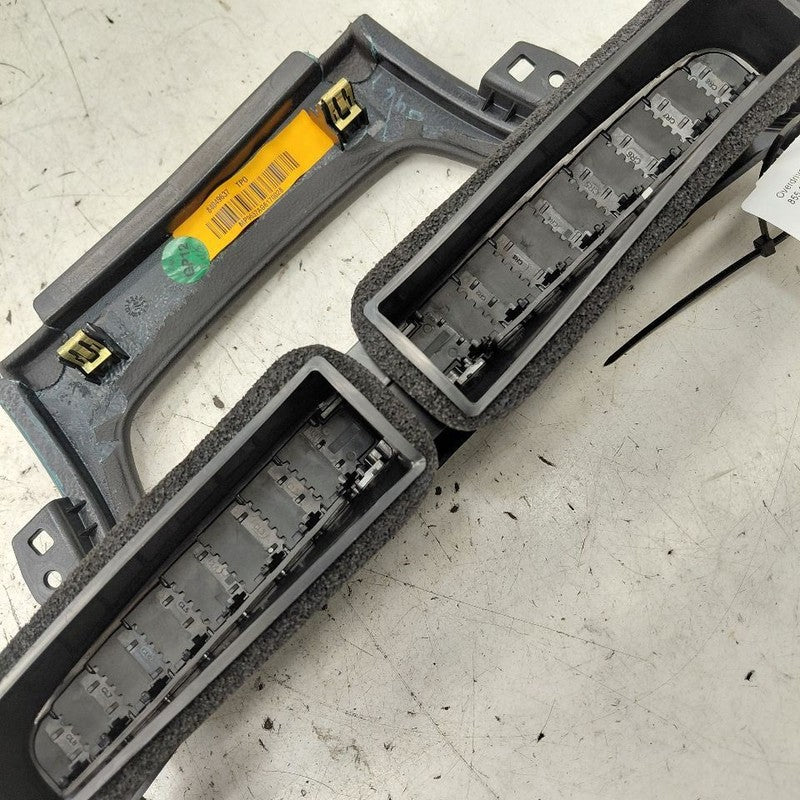 Cadillac CT6 Dash Air Vent Center Middle  2018 2017 2016