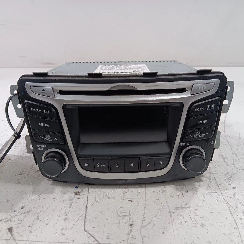 Audio Equipment Radio AM-FM-stereo-CD-MP3 US Market Fits 14 ACCENT