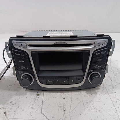Audio Equipment Radio AM-FM-stereo-CD-MP3 US Market Fits 14 ACCENT