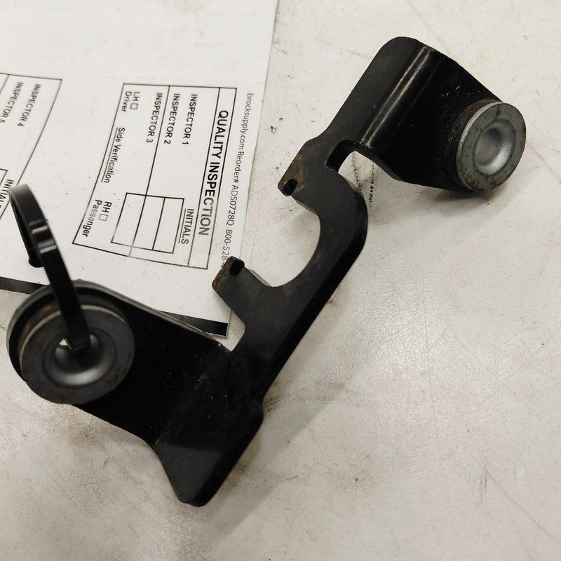 Kia Optima Shift Cable Mount Bracket  2018 2017 2016 OEM