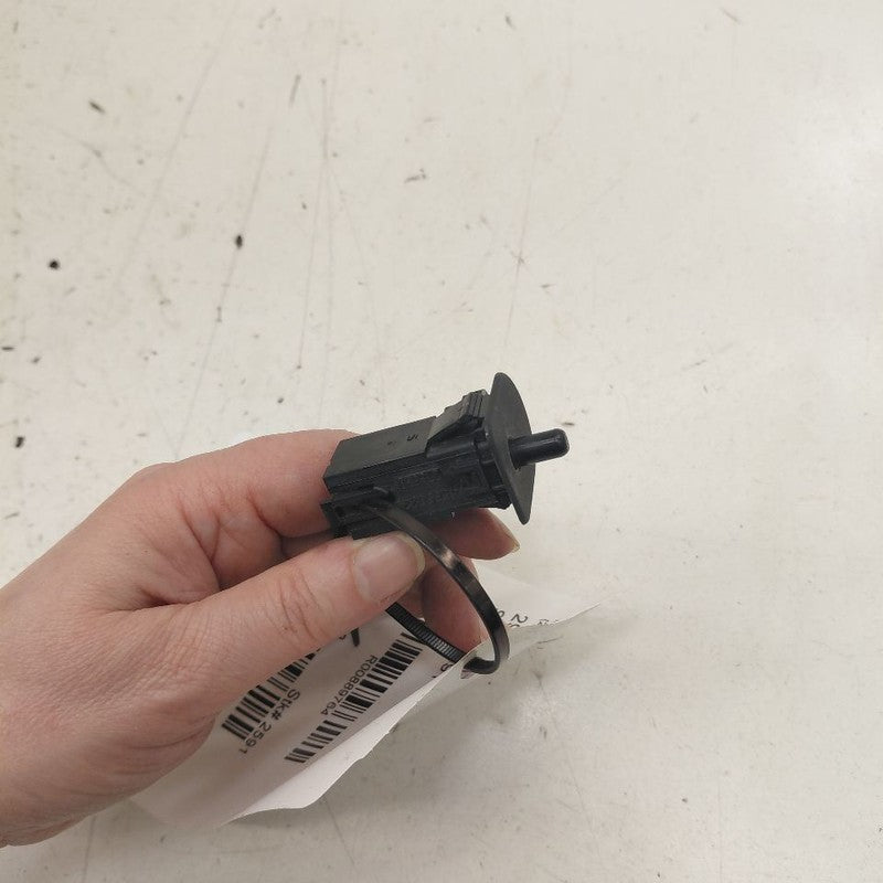 Chrysler 300 Glove Box Light {4565022} 2017 2018 2019