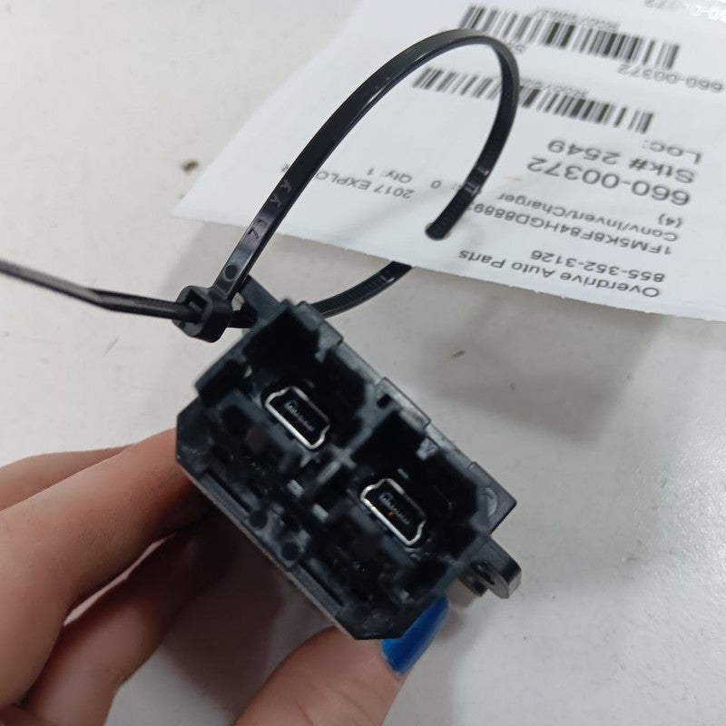 USB Smart Charging Module Fits 17-20 Lincoln Continental OEM