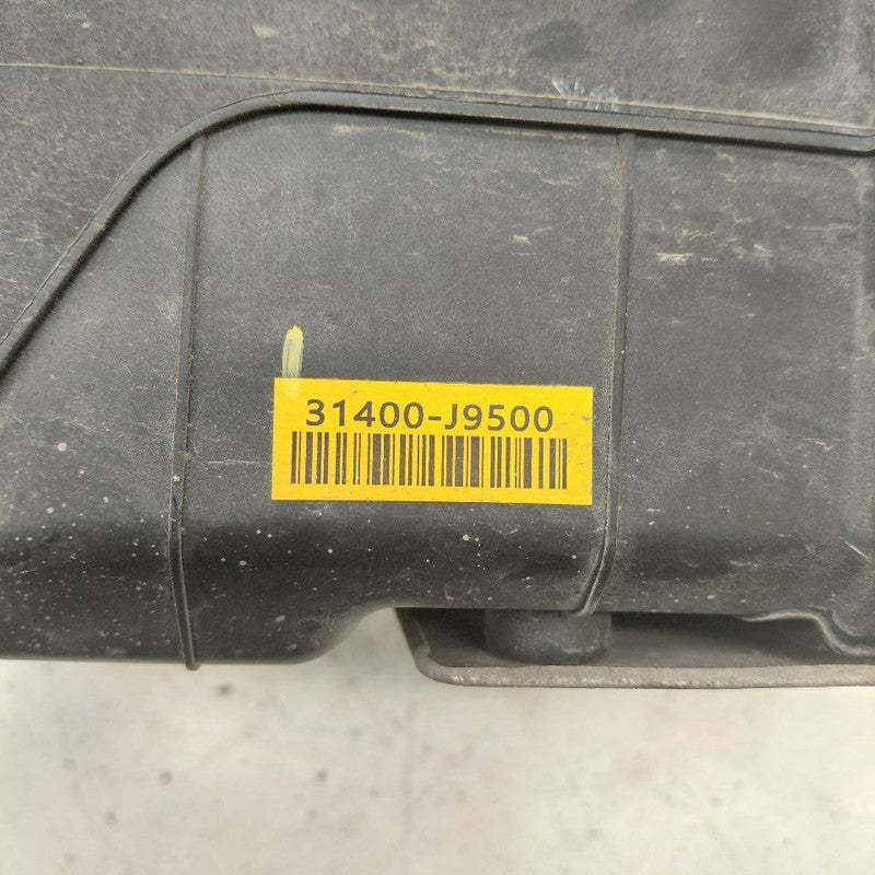 Hyundai Kona Fuel Vapor Canister Charcoal Evaporator Can  2021 2020 20