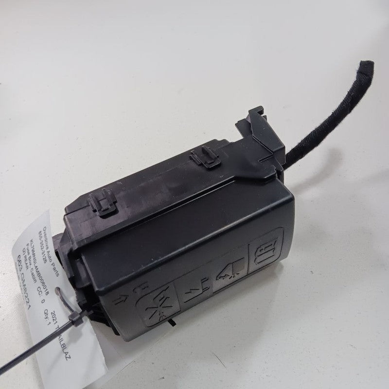 Chevy Trailblazer Cabin Fuse Box Interior Inner Under Dash  2021 2022 