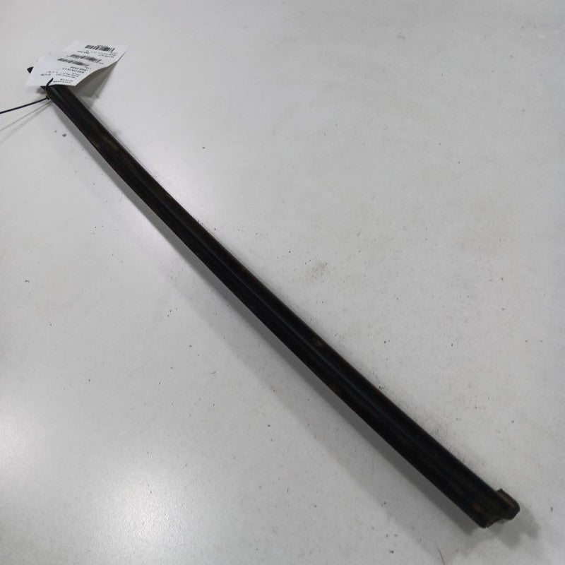 Nissan Altima Left Front Weather Strip Interior  2017 2016