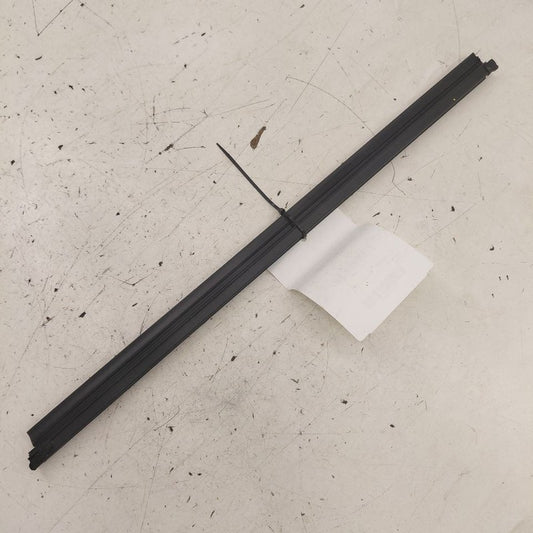 Hyundai Kona Right Rear Weather Strip Interior  2021 2020 2019