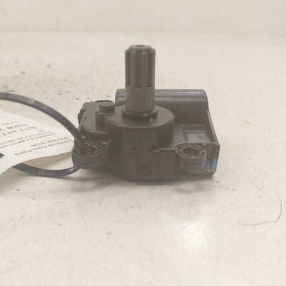 Hyundai Santa Fe Flap Door Motor Heater AC Door Actuator  2019 2020