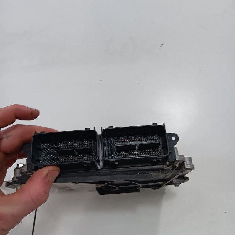 Engine ECM Electronic Control Module 2.3L Fits 15-19 lincoln MKC OEM