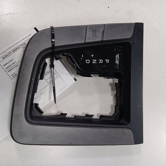 Hyundai Elantra Shifter Bezel Trim Shift Console Surround Trim  2017 2018 2019 
