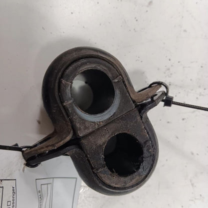 Hyundai Elantra Sway Bar Bushing Mounting Bracket  2017 2016 2015 2014