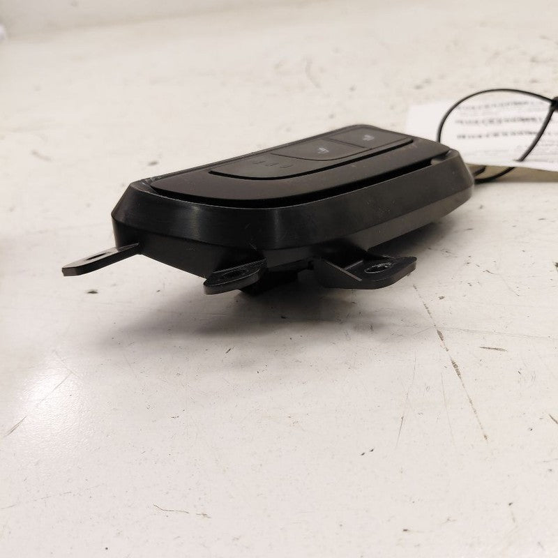 Cadillac CT6 Passenger Right Rear Heated Seat Switch {23223850} 2018 2