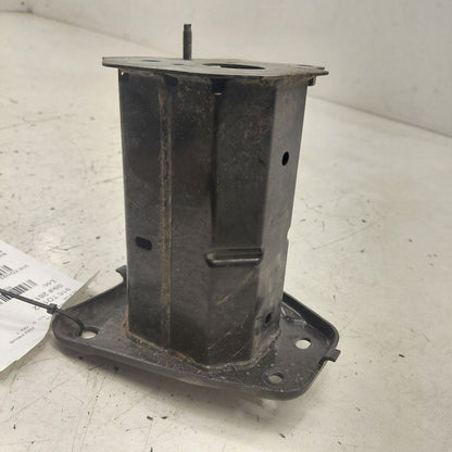 Toyota Prius Bumper Mount Bracket Right Passenger Side Rear  2022 2021