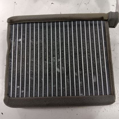 Air Conditioning AC Evaporator Fits 13-21 Nissan LEAF