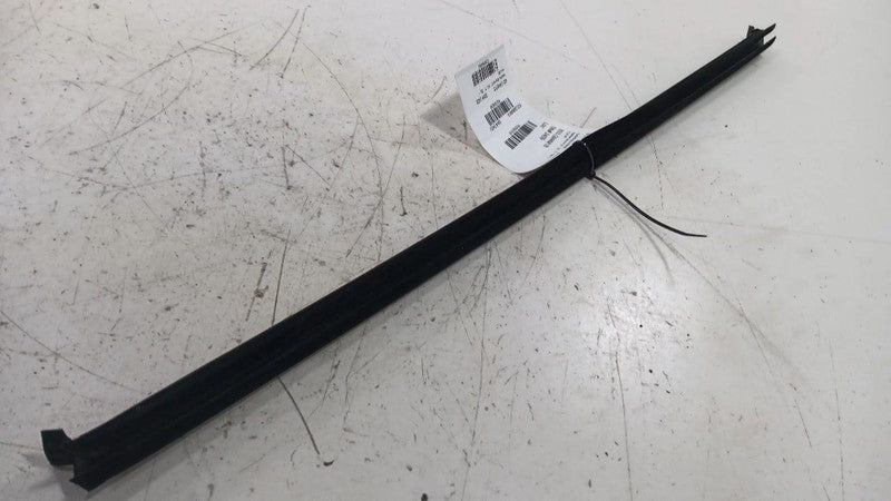 Buick Lacrosse Driver Left Front Weather Strip Interior  2017 2018 201