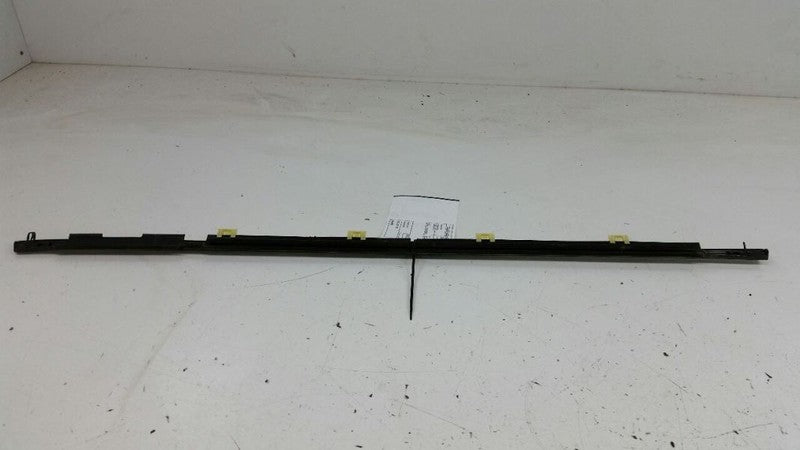2010 2011 2012 2013 2009 Mazda 6 Door Glass Window Weather Strip Trim Rear Right Passenger