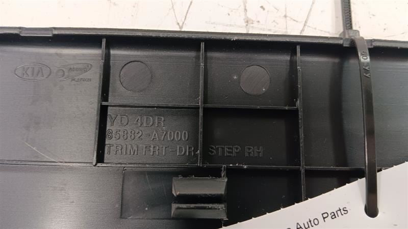Kia Forte Sill Trim Plate Door Jam Threshold Right Passenger Front 201