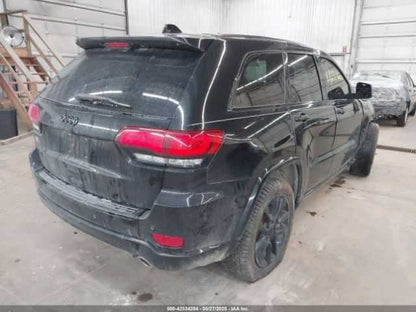 Grand Cherokee On Door Seal Rubber Left Driver Rear Back  2017 2018 2019 2020