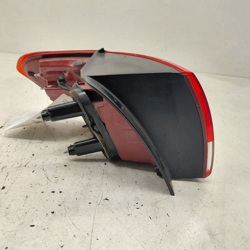 Passenger Right Rear Tail Light Brake Lamp Fits 16-18 Kia Sorento