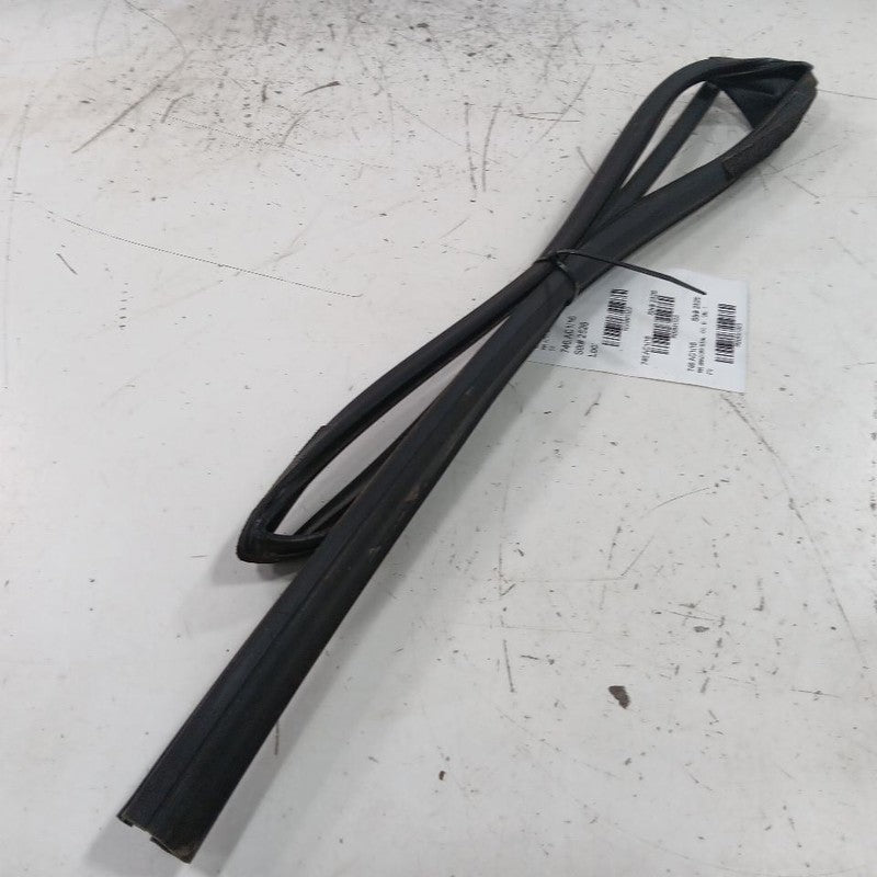 Acura ILX Door Glass Window Seal Rubber Right Passenger Rear Back  201