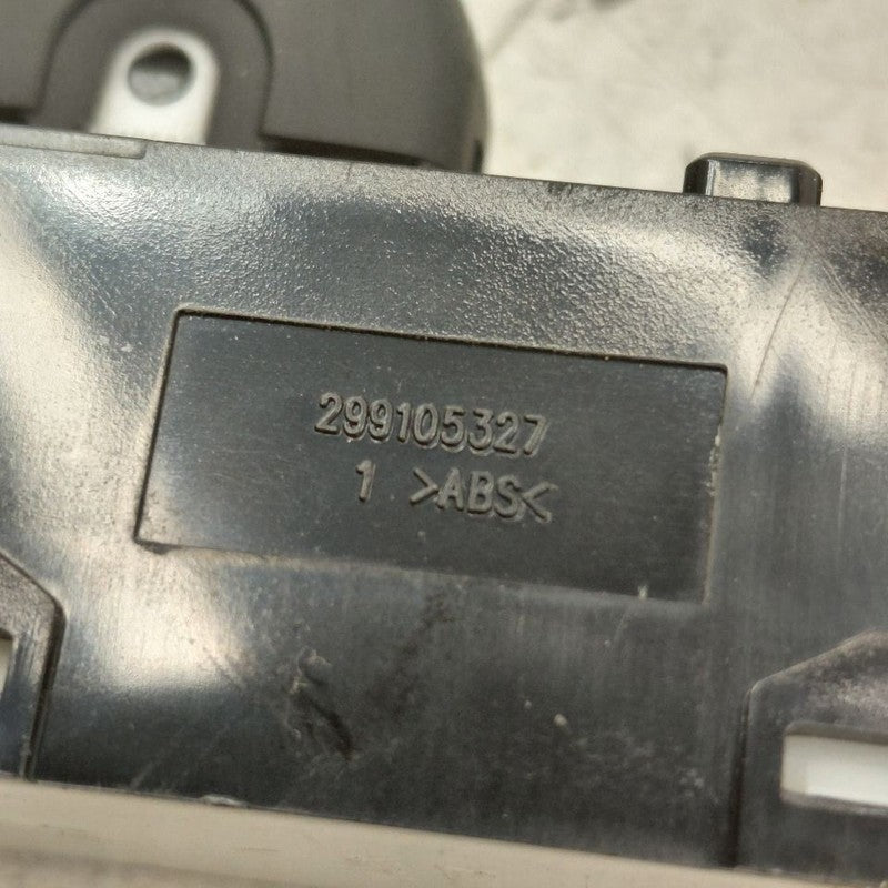 Hyundai Veloster Power Window Switch Right Passenger Front  2017 2016 