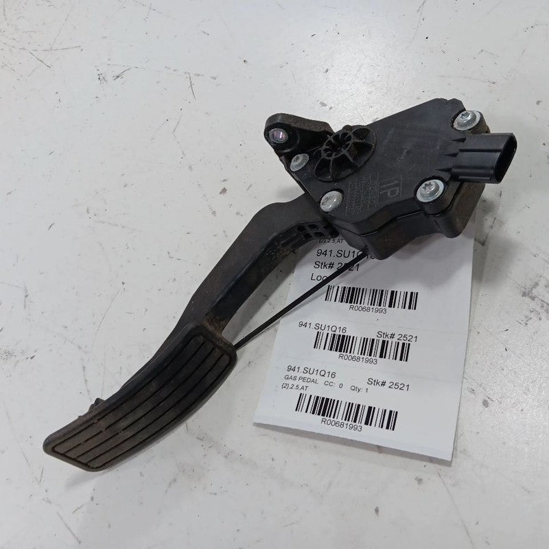 Subaru Outback Legacy Gas Pedal  2018 2017 2016 2015 OEM