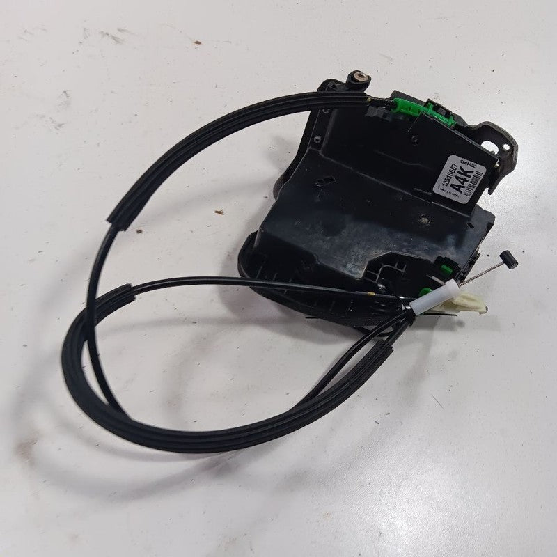 Chevy Malibu Door Latch Lock Left Driver Front 2019 2020 2021 2022 OEM