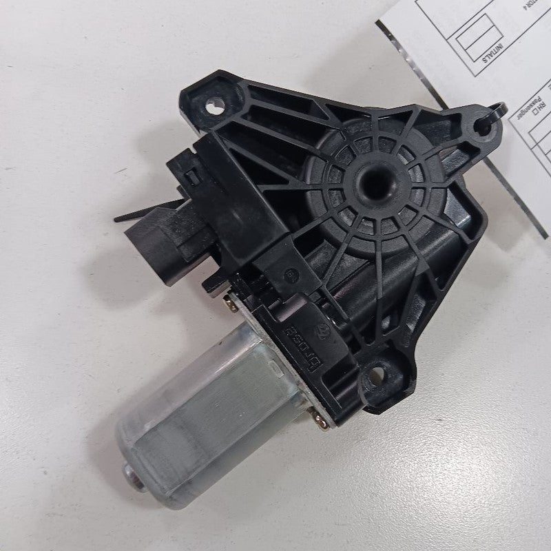 Passenger Right Rear Power Window Motor Fits 15-23 Jeep Renegade OEM