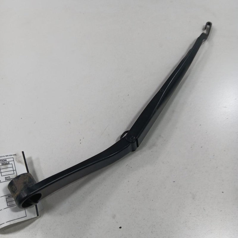 Chrysler 300 Windshield Wiper Arm Left Driver  2015 2016 2017 2018 2019