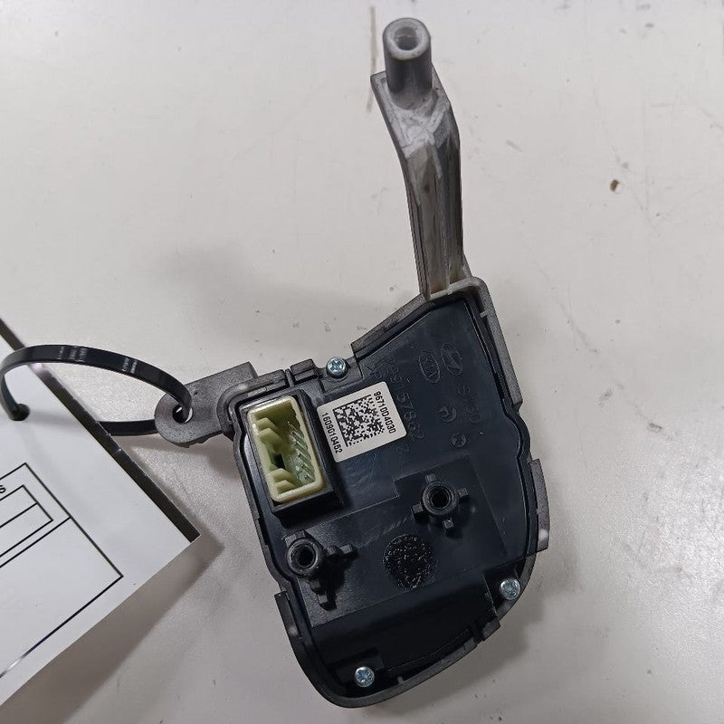 Kia Optima Column Switch Blinker Signal Wiper Mount Bracket  2018 2017 2016