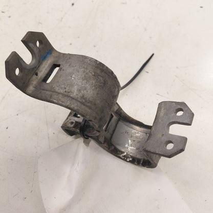 Chevy Volt Front Sway Bar Bushing Mounting Bracket  2016 2017 2018 201