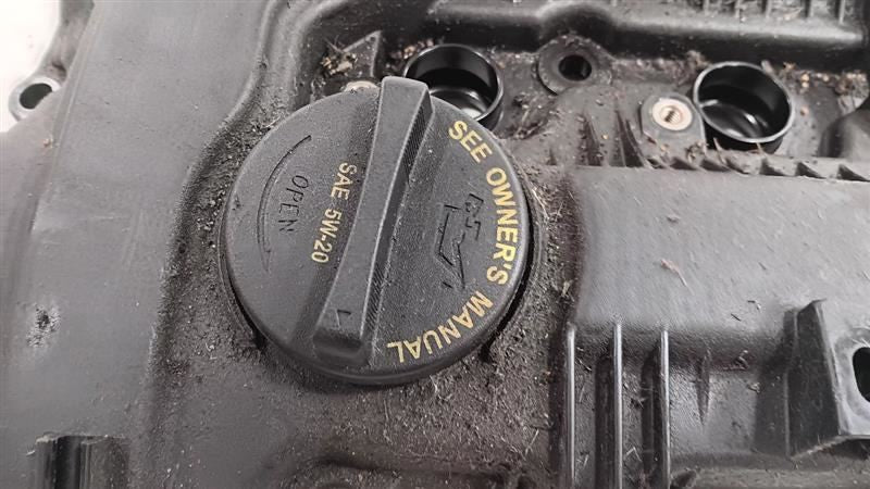 Hyundai Elantra Engine Cylinder Head Valve Cover  2011 2012 2013 2014 