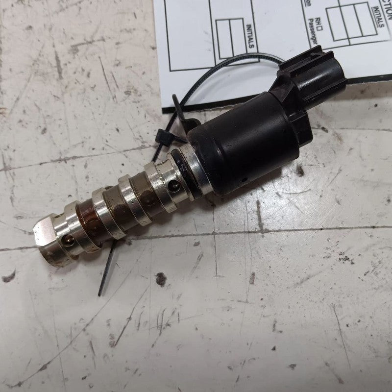 Hyundai Accent Variable Timing Gear Oil Control Valve Solenoid Cylinder Head 201