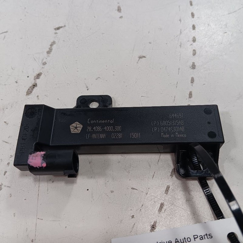 Jeep Compass Antenna Keyless Entry Module 68051315AB 2017 2018 2019 2020 2021