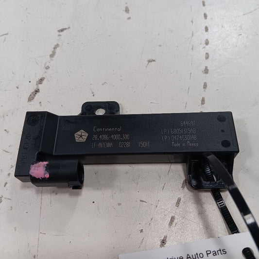 Jeep Compass Antenna Keyless Entry Module 68051315AB 2017 2018 2019 2020 2021