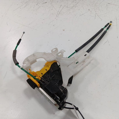 Hyundai Elantra Door Latch Lock Right Passenger Front  2017 2016 2015 2014 2013