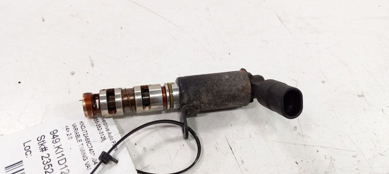 Kia Soul Variable Timing Gear Oil Control Valve Solenoid Cylinder Head 2012 2013