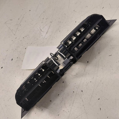Alfa Romeo Stelvio Dash Air Vent Center Middle  2018 2019 2020 2021