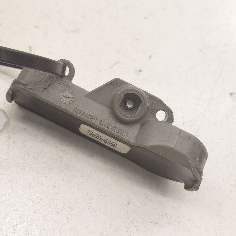 Hyundai Veloster TPMS Tire Pressure Monitor System Sensor  2017 2016 2