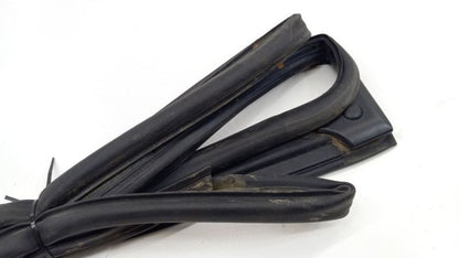 Dodge Journey On Door Seal Rubber Gasket Left Rear Back 2010 2012 2013
