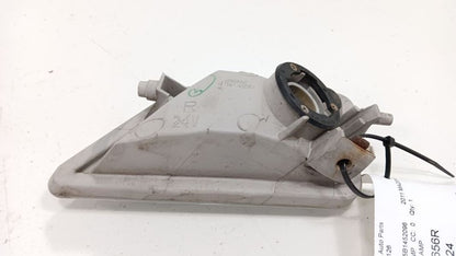 BBM551680C Passenger Right Corner Park Light Fog Light Without Turbo Fits 10-11 MAZDA 3