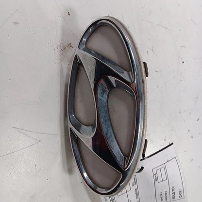 Hyundai Elantra Trunk Lid Logo Emblem Badge Rear Back  2017 2016 2015 2014 2013