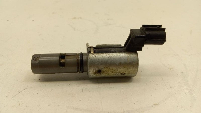 Ford Fiesta Variable Timing Gear Oil Control Valve Solenoid Cylinder Head 2012