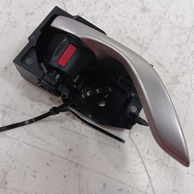 Mazda CX-3 Door Handle Right Passenger Front Interior Inside  2016 2017 2018